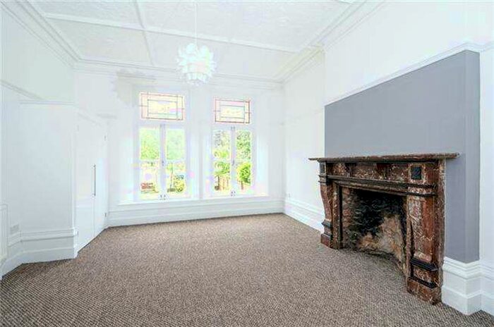 1 Bedroom Flat To Rent In Downleaze, Stoke Bishop, Bristol, BS9