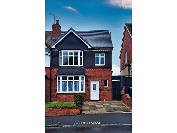 4 Bedroom Semi-Detached House To Rent In Castle Road East, Oldbury, B68