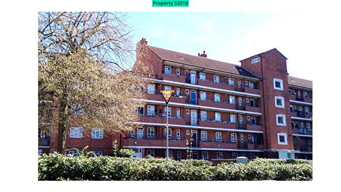 2 Bedroom Flat For Sale In Denbury House, Talwin Street, London, E3