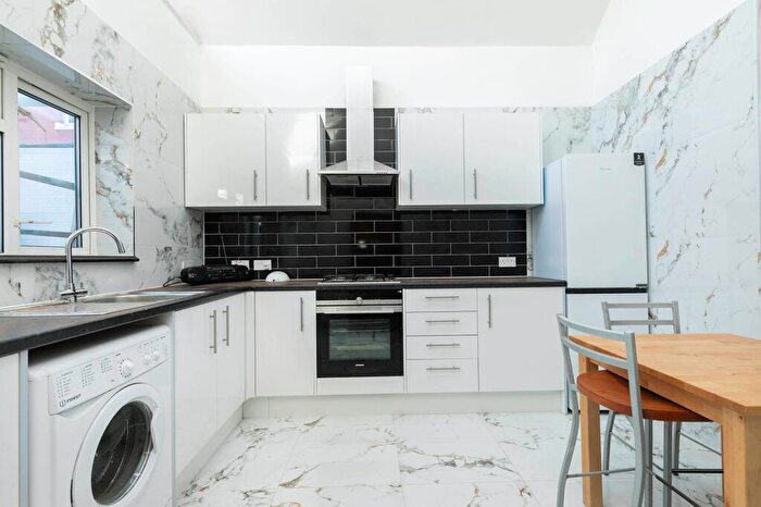 1 Bedroom Flat To Rent In Wotton Road, London, NW2