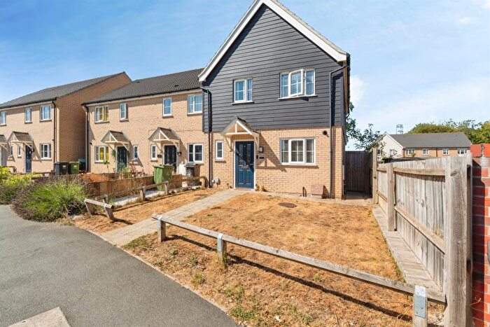 3 Bedroom End Of Terrace House For Sale In Lancaster Avenue, Carbrooke, Thetford, IP25
