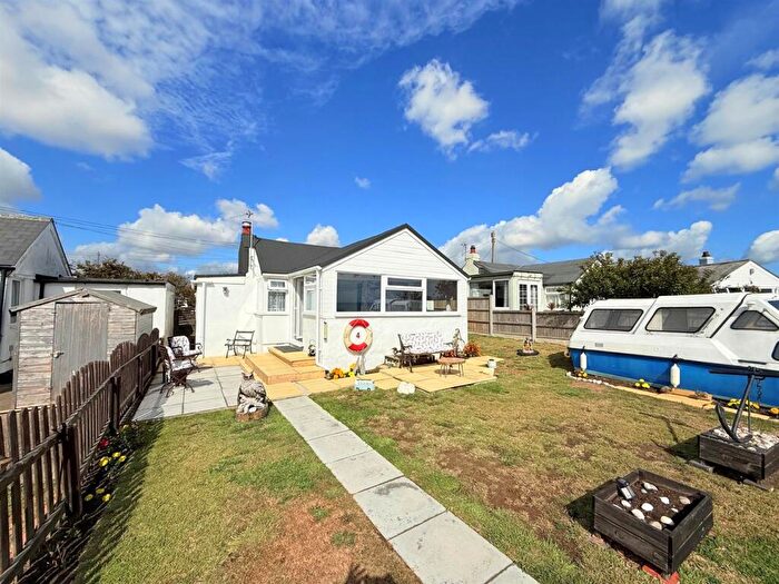 2 Bedroom Detached Bungalow For Sale In Scratby, NR29