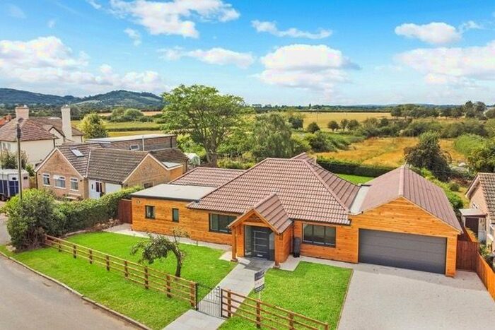 4 Bedroom Detached Bungalow To Rent In Wishanger, Blacksmiths Lane, Little Beckford, Tewkes, GL20