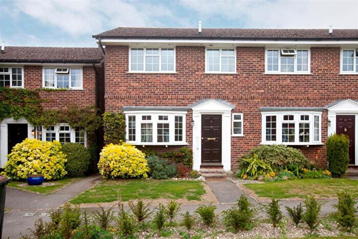 3 Bedroom End Of Terrace House To Rent In St. Marys Court, Sixpenny Handley, SP5
