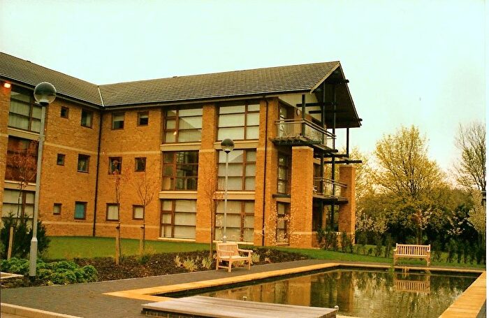 4 Bedroom Flat To Rent In Woodward Place, Loughton Lodge, Milton Keynes, MK8