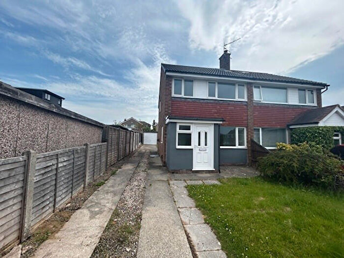 3 Bedroom Semi-Detached House For Sale In Alford Fold, Fulwood, PR2