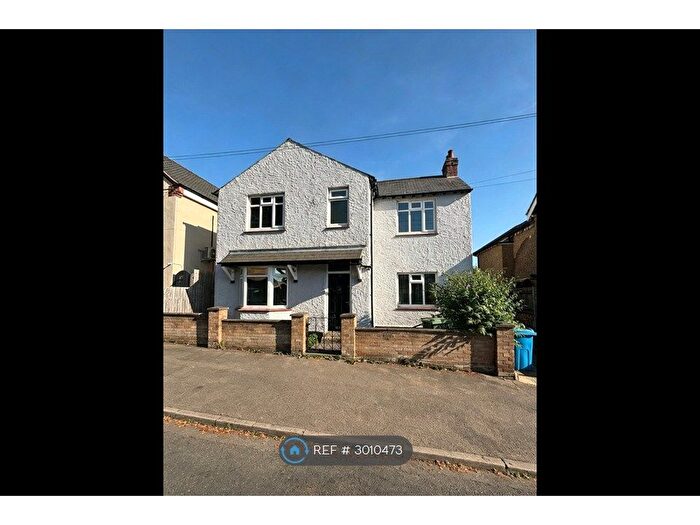 4 Bedroom Detached House To Rent In Blandford Avenue, Kettering, NN16