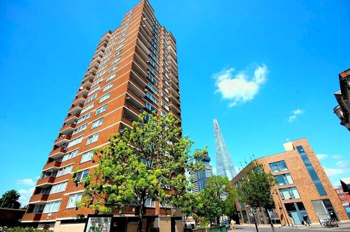 2 Bedroom Flat To Rent In Kipling Estate, London, SE1