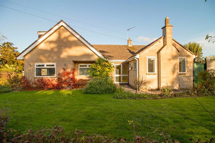 3 Bedroom Detached Bungalow For Sale In Beech Road, Saltford, BS31