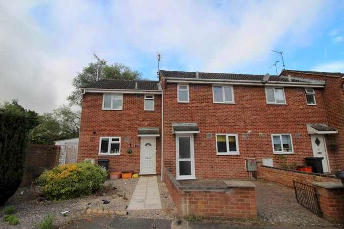 2 Bedroom Terraced House To Rent In Bedroom House To Rent, Alveston Close, West Swindon, SN5
