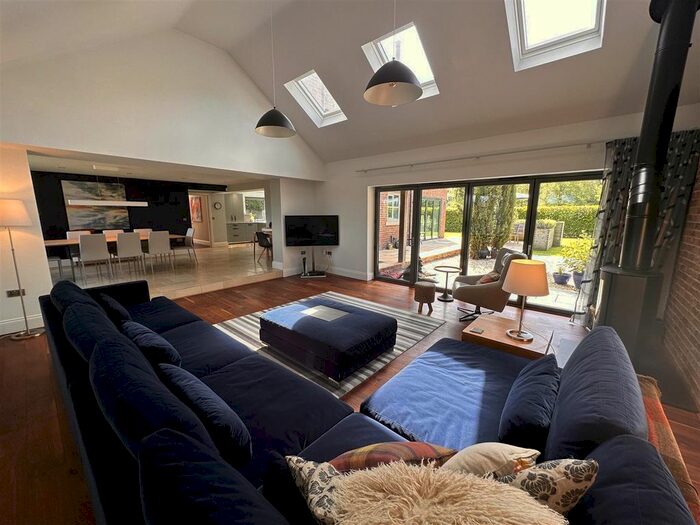 6 Bedroom Detached House For Sale In North Moor, Easingwold, York, YO61