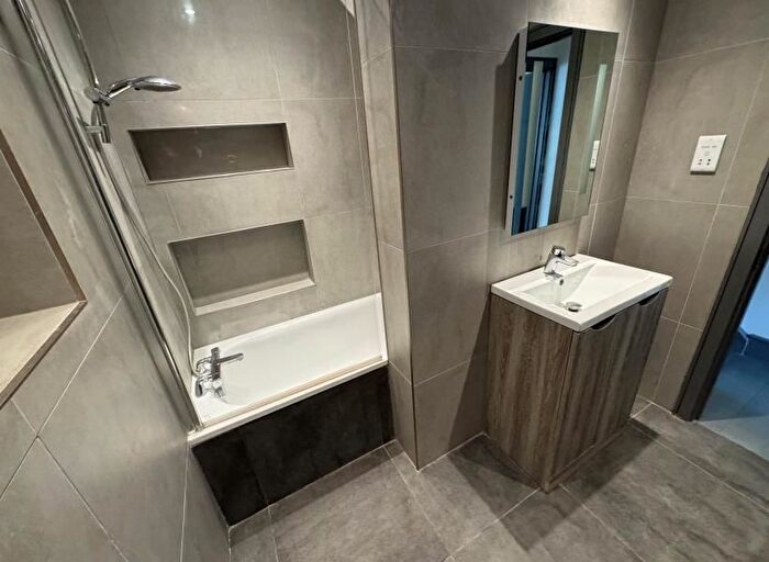 1 Bedroom Flat To Rent In Fortis Green, East Finchley, N2