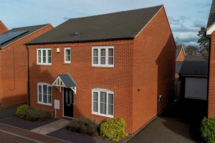 4 Bedroom Detached House To Rent In Glastonbury Close, Edwalton, NG12