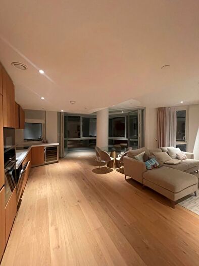 3 Bedroom Flat To Rent In Pico House, Battersea, London, SW11