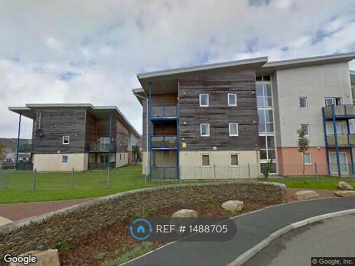 2 Bedroom Flat To Rent In Sefton House, Tuckingmill, Camborne, TR14