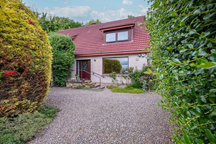 3 Bedroom Detached House For Sale In East Harbour Road, Charlestown, Dunfermline, KY11