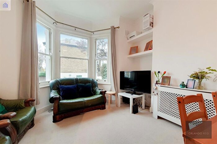 1 Bedroom Flat To Rent In Kimberley Road, Clapham, SW9