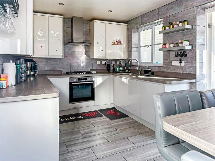 3 Bedroom Semi Detached House For Sale In Canalside, Longford, Coventry, CV6