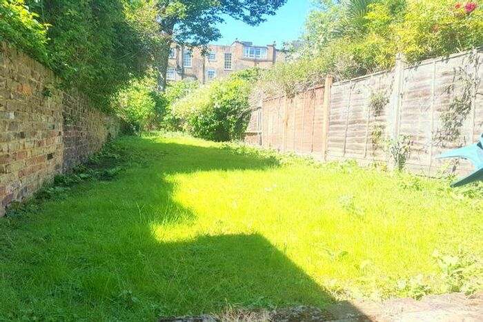 1 Bedroom Flat To Rent In Arlington Road, London, NW1