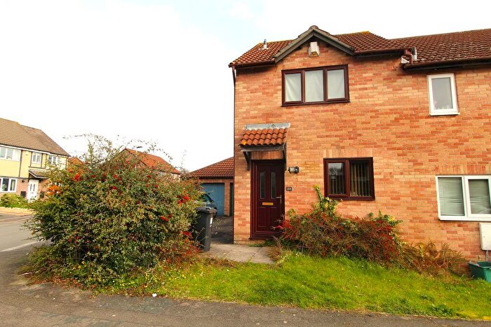 2 Bedroom End Of Terrace House For Sale In Apseleys Mead, Bradley Stoke, BS32