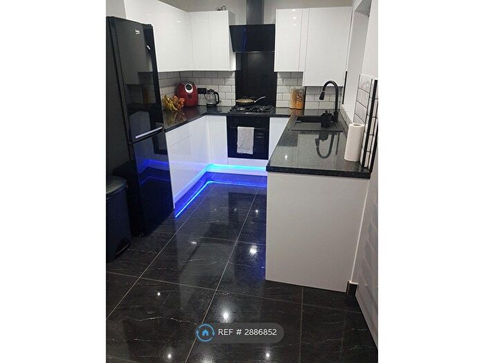 2 Bedroom End Terrace House To Rent In Brunshaw Road, Burnley, BB10