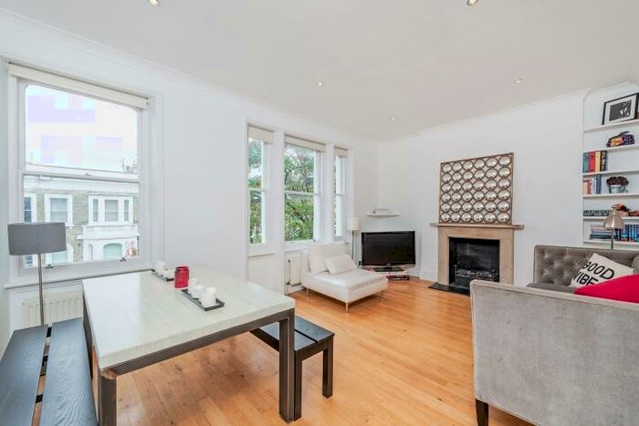 2 Bedroom Flat To Rent In Redcliffe Street London, SW10