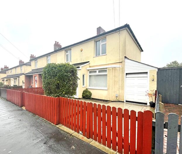 3 Bedroom Semi-Detached House To Rent In Procter Road, Birkenhead, CH42