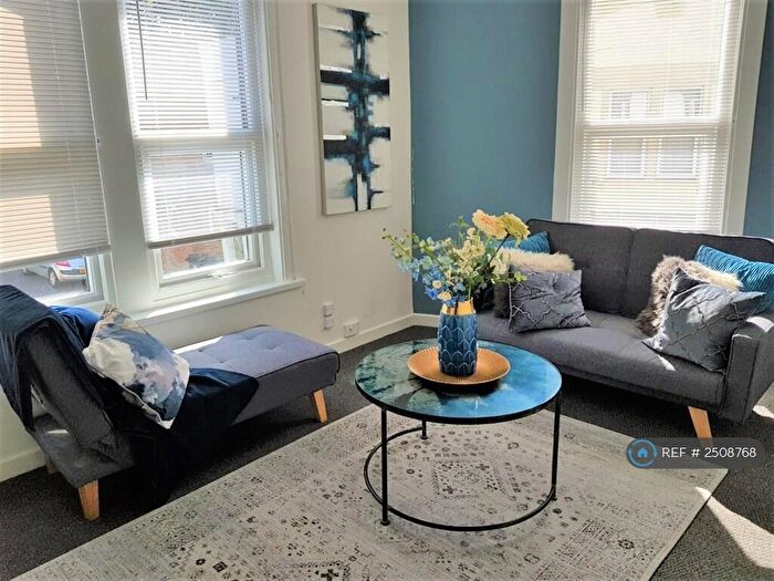 2 Bedroom Maisonette To Rent In Chaplin Road, Bristol, BS5