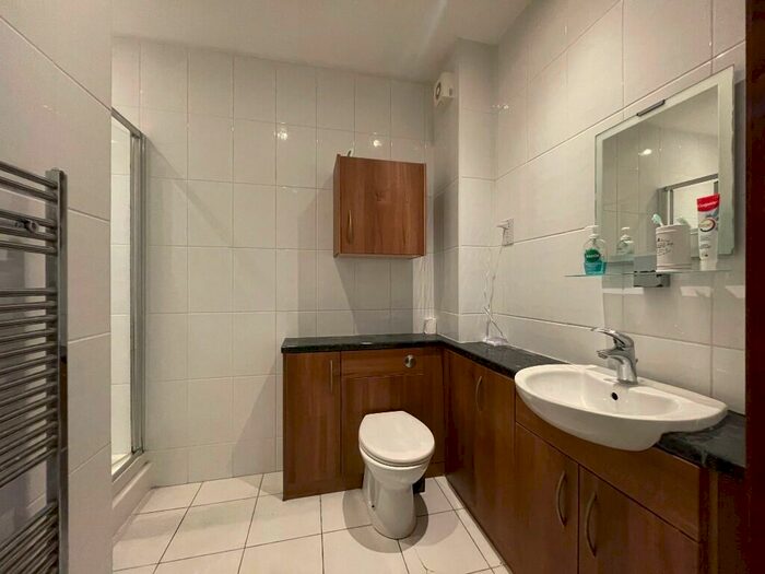 2 Bedroom Apartment To Rent In Dibdale Road West, Dudley, West Midlands, DY1