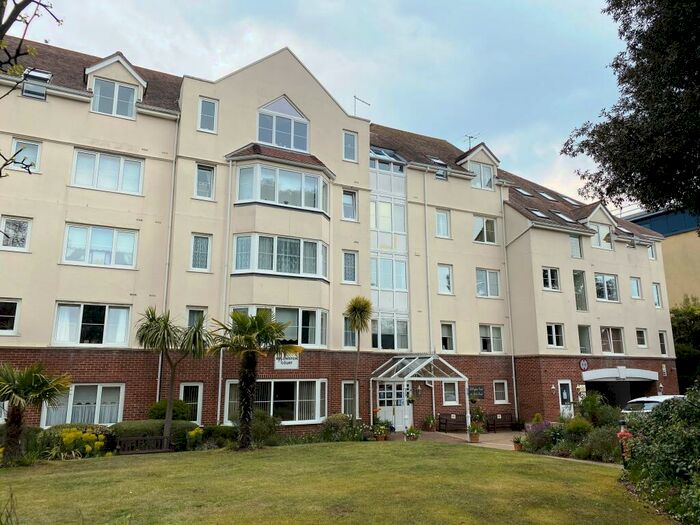 1 Bedroom Flat To Rent In Retirement Property, Wellington Court, Poole Road, BH2