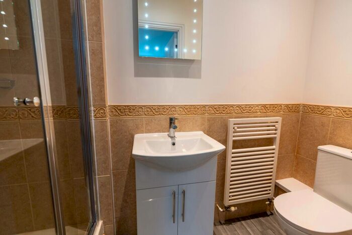 5 Bedroom Terraced House To Rent In Borstal Road, Rochester, Kent, ME1