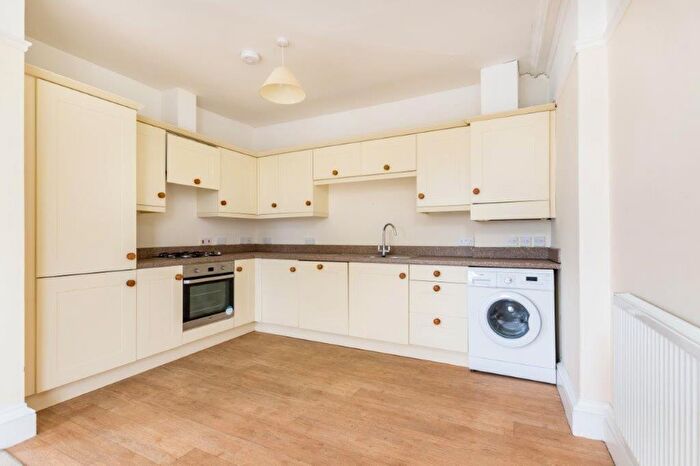 1 Bedroom Flat To Rent In Church Lane, Nailsea, BS48