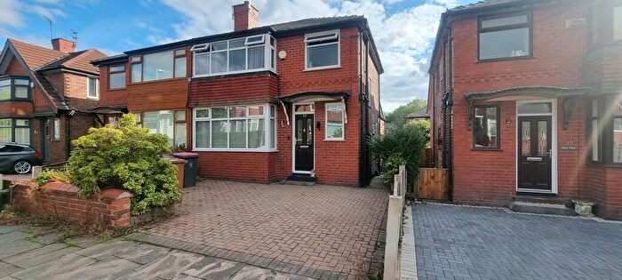 3 Bedroom Semi-Detached House To Rent In Hereford Drive, Swinton, M27