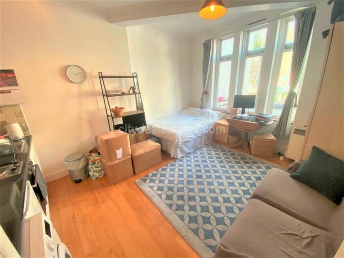 Studio To Rent In Farrier Street, London, NW1