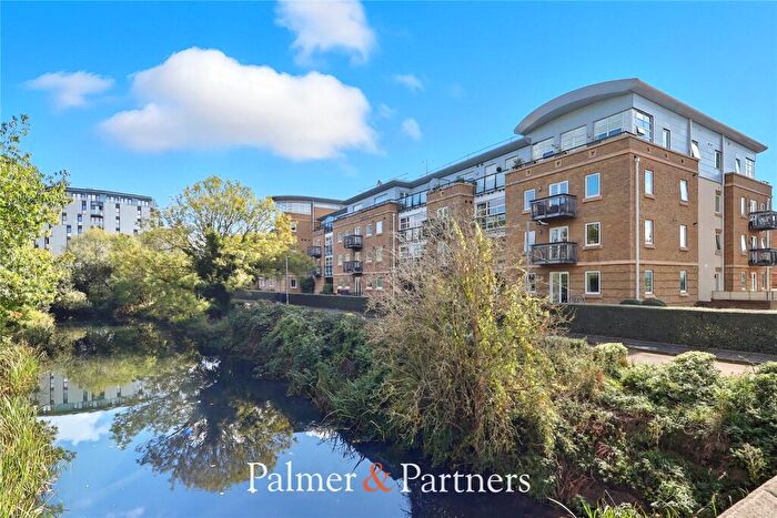 2 Bedroom Apartment For Sale In Seymour Street, Chelmsford, Essex, CM2