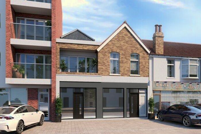 2 Bedroom Flat To Rent In Victoria Road, Romford, RM1