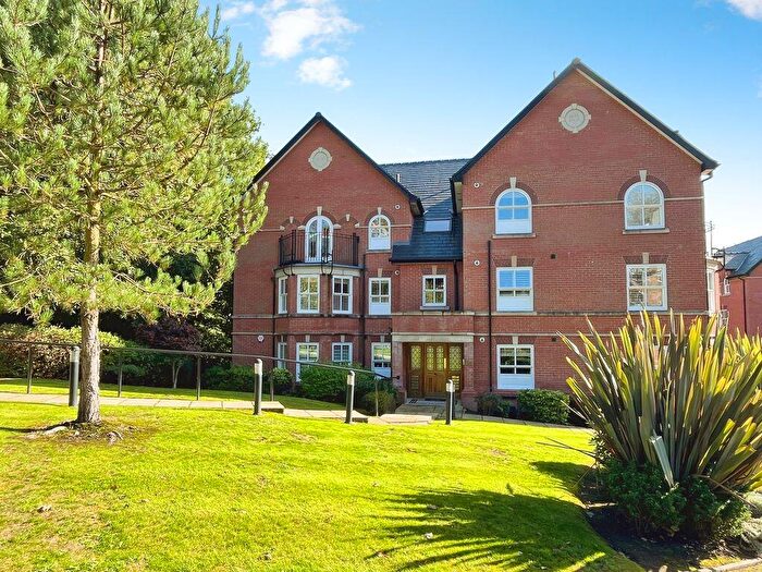 2 Bedroom Apartment For Sale In Clevelands Drive, Heaton, BL1