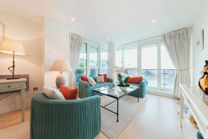 1 Bedroom Flat To Rent In Ensign House, St George Wharf, Vauxhall, London, SW8