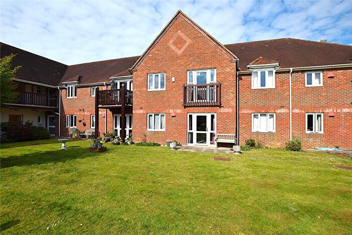 1 Bedroom Retirement Property For Sale In Mary Rose Mews, Adams Way, Alton, Hampshire, GU34