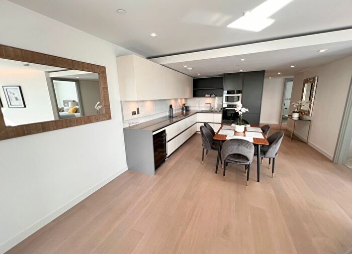 3 Bedroom Flat To Rent In Westmark Tower, Newcastle Place, London, W2