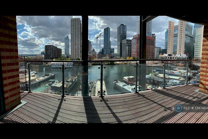 3 Bedroom Flat To Rent In Boardwalk Place, London, E14