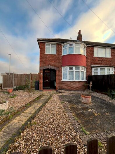 3 Bedroom Semi-Detached House To Rent In Abbeymead Road, Leicester, LE4