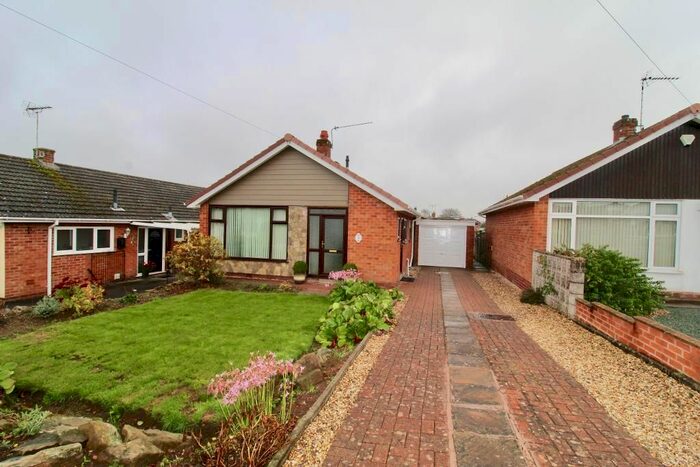 2 Bedroom Detached House To Rent In Meadow Way, Stone ST15