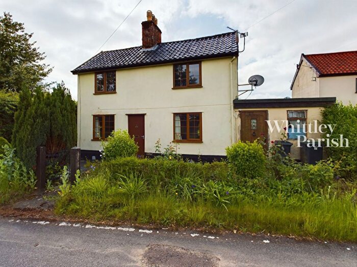 3 Bedroom Cottage For Sale In Bury Road, Wortham, Diss, IP22