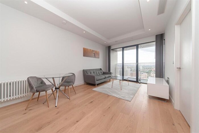 1 Bedroom Apartment To Rent In City Island Way, London, E14