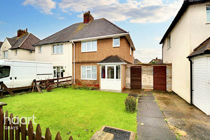 2 Bedroom Semi-Detached House For Sale In Manor Road, Tilbury, RM18