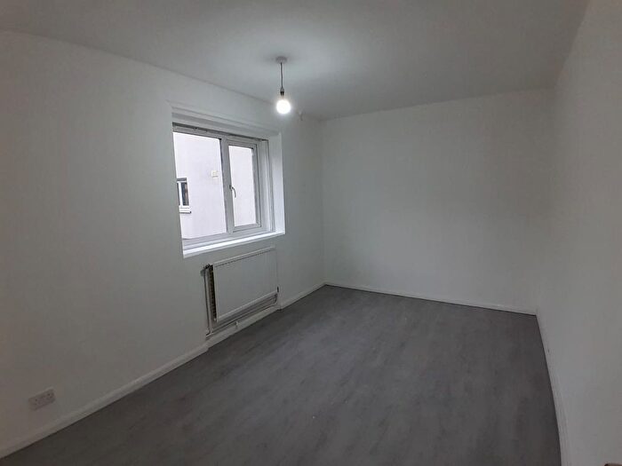 1 Bedroom Flat To Rent In Tiverton Road, London, N15