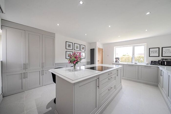 3 Bedroom Semi-Detached House For Sale In Auster Bank Road, Tadcaster, LS24
