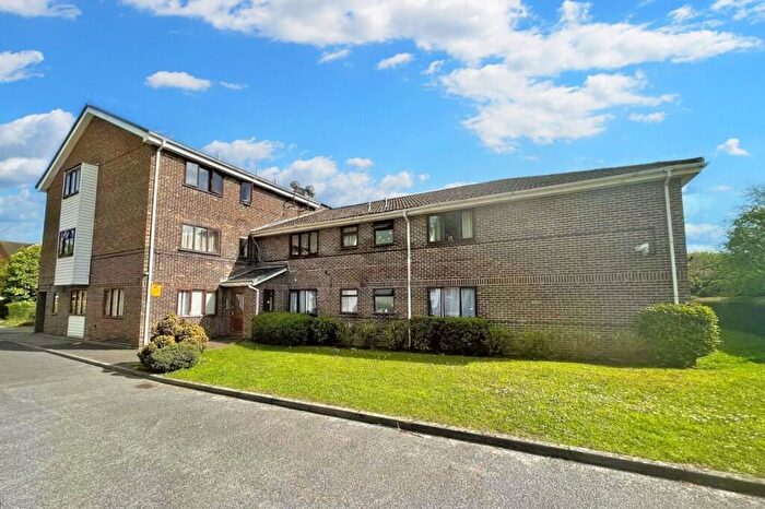 Studio To Rent In Brighton Road, Crawley, West Sussex, RH10