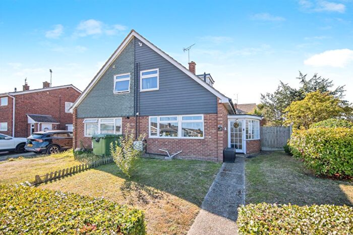 3 Bedroom Semi Detached House For Sale In Ravensdale, Clacton-On-Sea, CO15